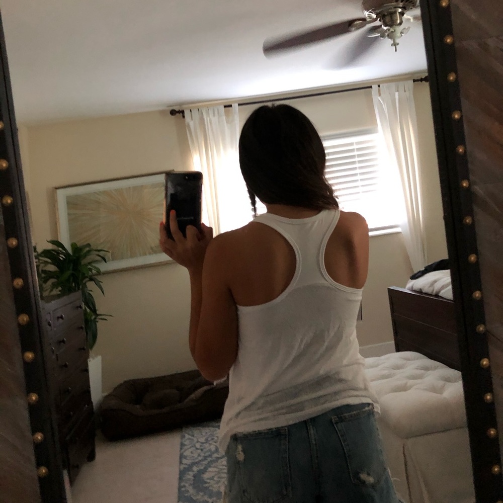 white tank